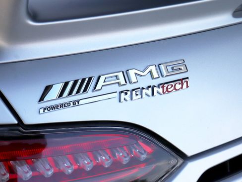 Used 2018 Mercedes-Benz AMG GT R image 22