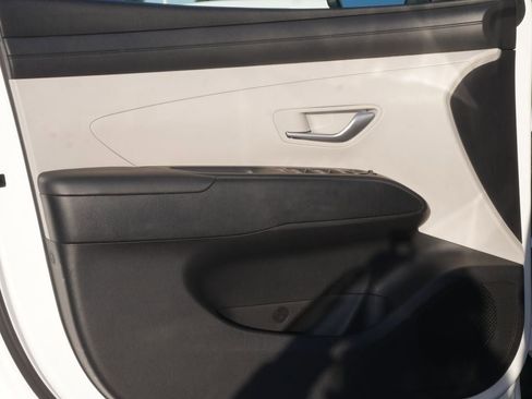 Used 2025 Hyundai Tucson SEL FWD image 30