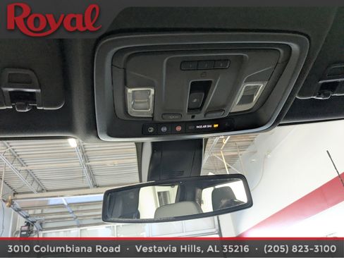 Used 2023 GMC Sierra 2500 SLT w/ SLT Premium Package image 22