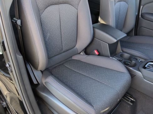 Certified 2025 Subaru Forester Premium image 24