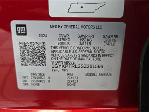 Used 2025 Cadillac Lyriq Luxury w/ LPO, Floor Liner Package image 33