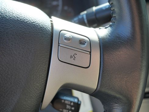 Used 2013 Toyota Corolla LE Special Edition FWD image 28