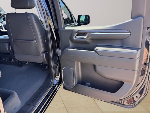 Used 2024 GMC Sierra 1500 SLT AWD/4WD image 10