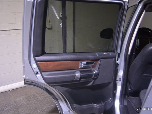 Used 2016 Land Rover LR4 4WD 4dr image 16