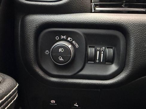 Used 2025 RAM 1500 Rebel w/ Rebel Level 2 Equipment Group AWD/4WD image 28