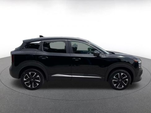 Used 2026 Nissan Kicks SV w/ Cold Weather Package AWD/4WD image 16
