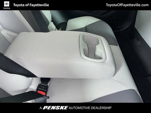 Used 2026 Toyota Corolla LE FWD image 11