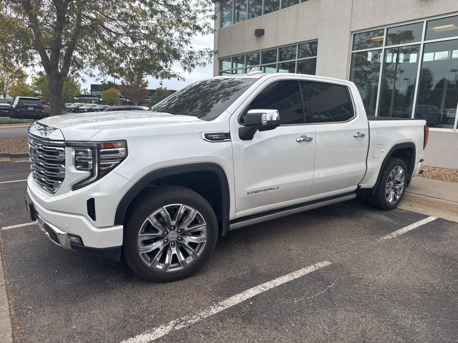 Used 2024 GMC Sierra 1500 Denali AWD/4WD image 1