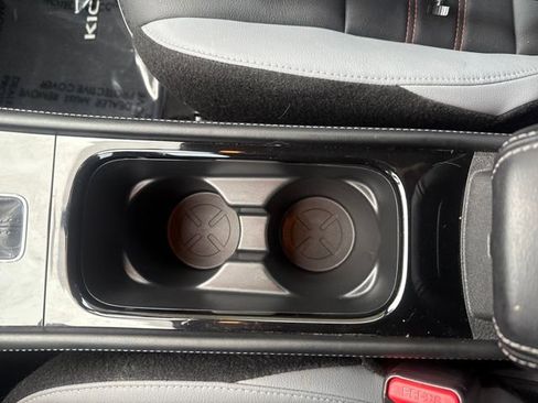 Used 2023 Nissan Kicks SR w/ SR Premium Package image 20