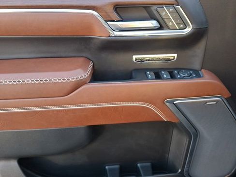 Used 2024 GMC Sierra 1500 Denali Ultimate image 16