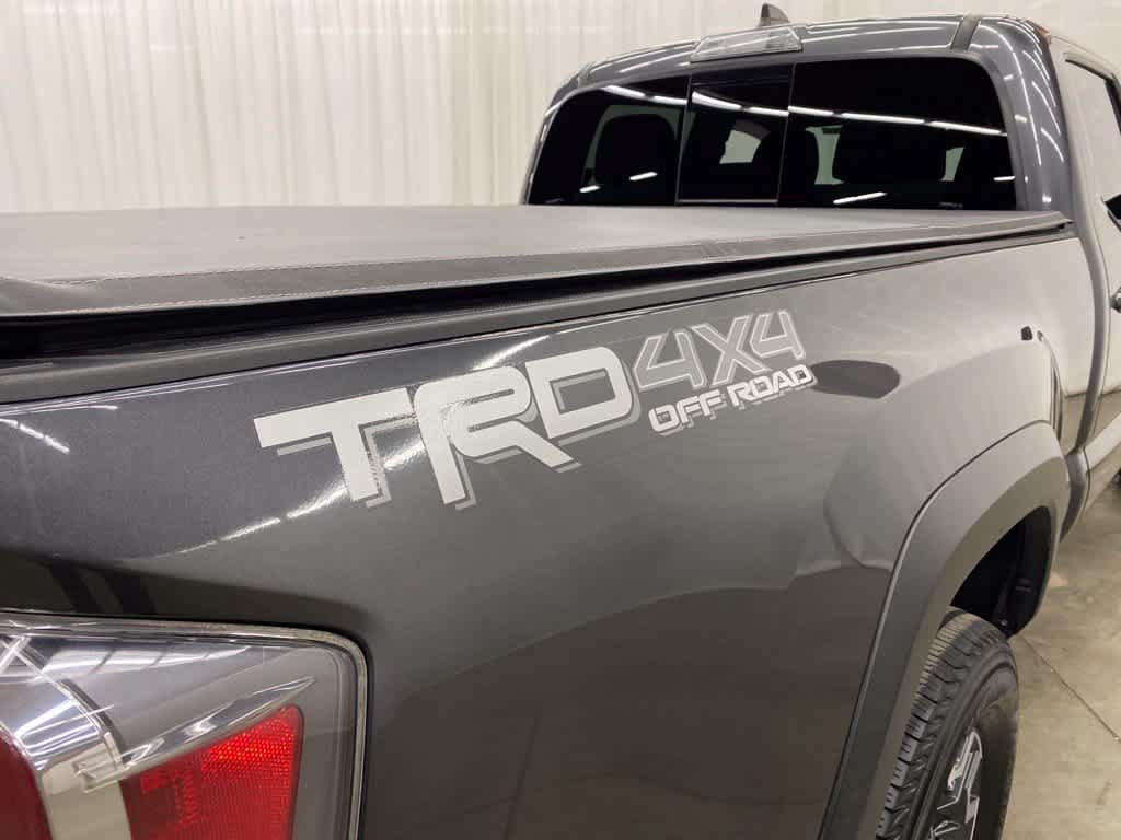 Used 2020 Toyota Tacoma TRD Off-Road AWD/4WD image 10