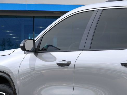 New 2026 Chevrolet Traverse High Country w/ LPO, Floor Liner Package image 12