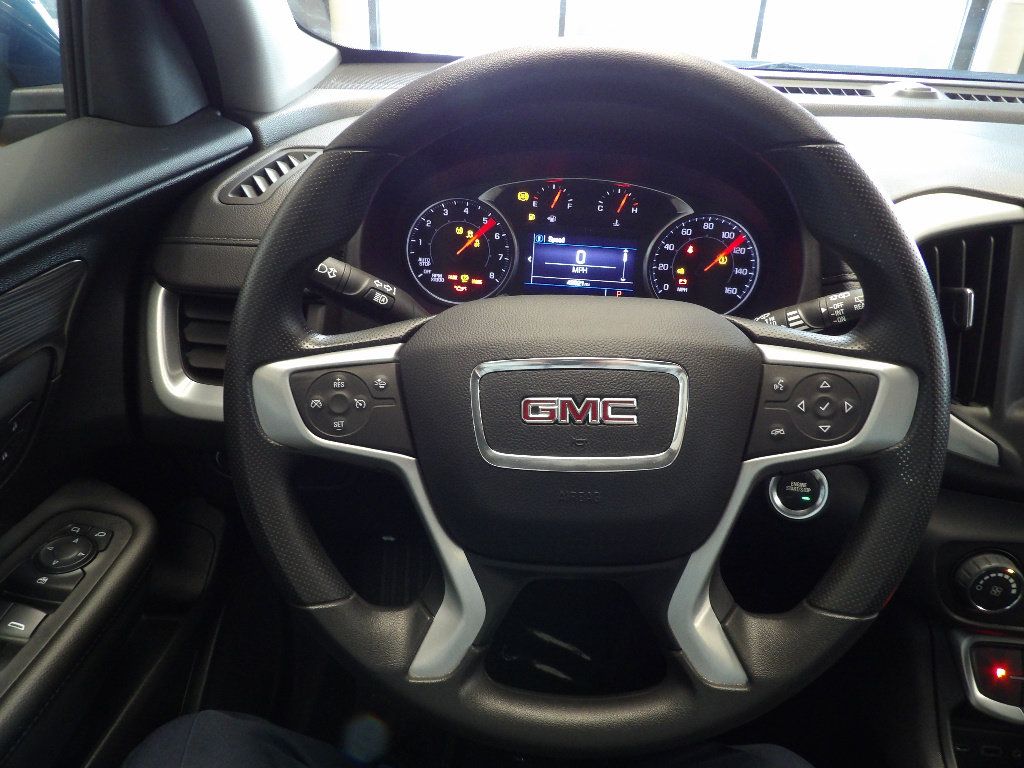 Used 2024 GMC Terrain SLE AWD/4WD image 27