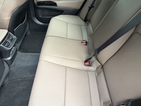 Used 2022 Lexus ES 350 w/ Premium Package FWD image 30