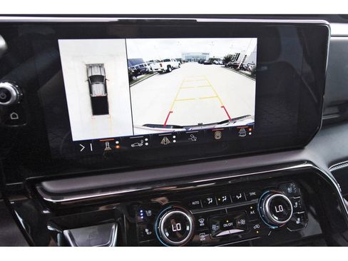 Used 2025 GMC Sierra 2500 AT4X AWD/4WD image 28