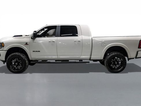 Used 2023 RAM 2500 Limited w/ Night Edition image 10