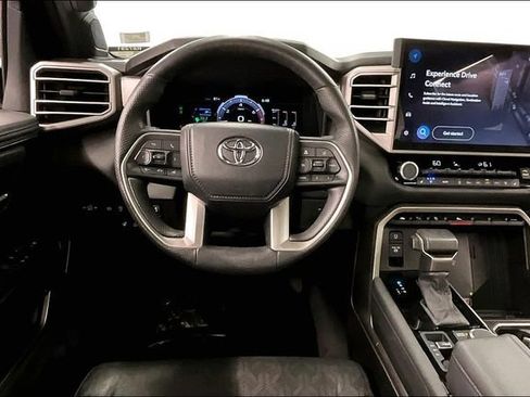 Used 2025 Toyota Tundra Limited AWD/4WD image 6