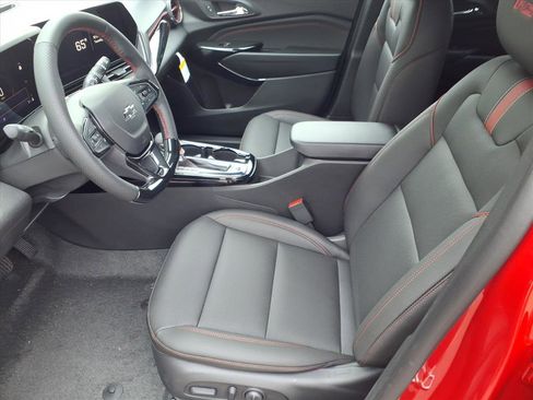 New 2026 Chevrolet Trax RS w/ Driver Confidence Package image 5
