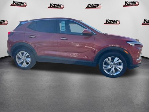Used 2024 Buick Encore GX Preferred w/ Comfort Package AWD/4WD image 4