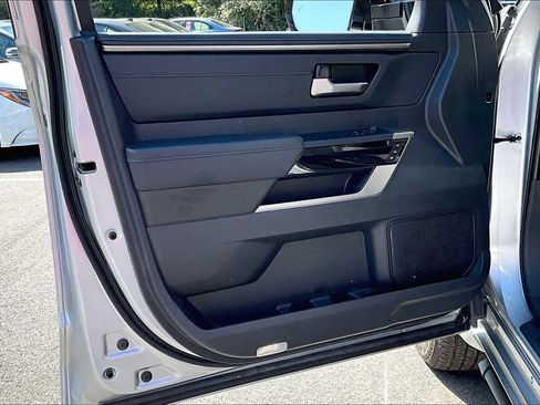 Used 2024 Toyota Tundra Limited image 19