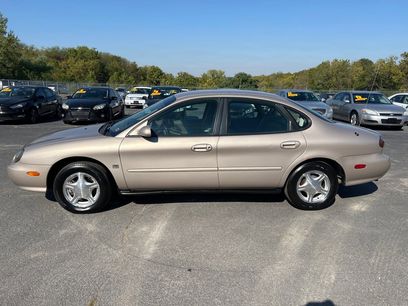 Used 1999 Ford Taurus SE