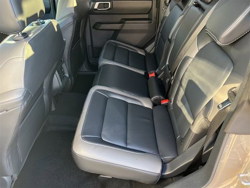 New 2025 Ford Bronco Outer Banks image 19