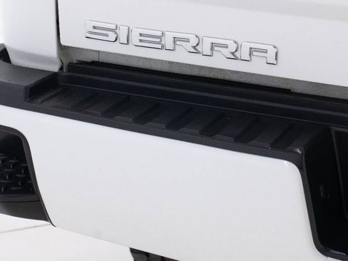 Used 2017 GMC Sierra 2500 4x4 Crew Cab w/ Sierra Convenience Package image 20