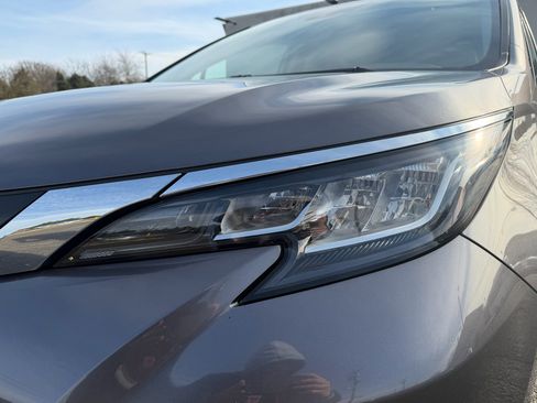 Used 2023 Toyota Sienna XLE image 27