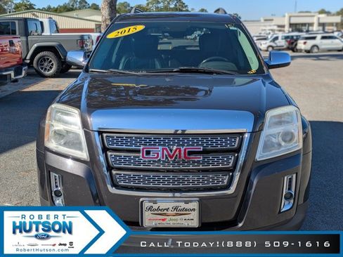 Used 2015 GMC Terrain SLT w/ Chrome Edition image 3