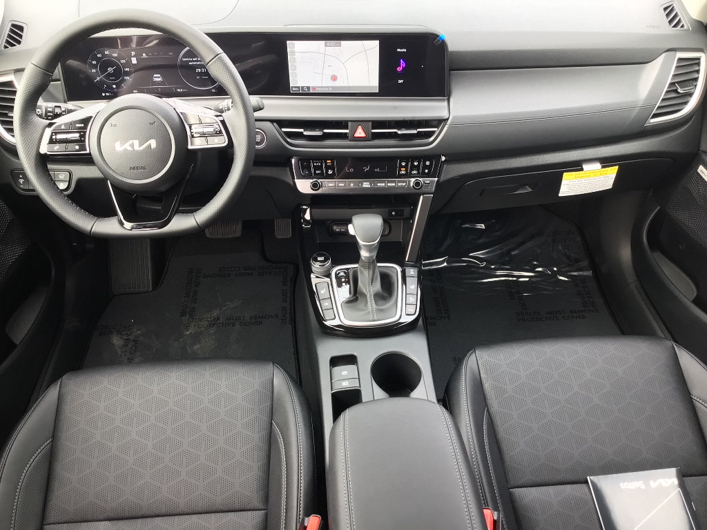 New 2026 Kia Seltos SX AWD/4WD image 16