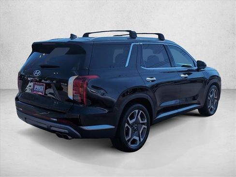 Used 2023 Hyundai Palisade Limited image 5