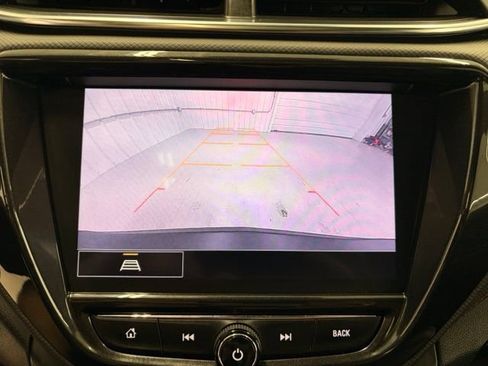 Used 2022 Chevrolet TrailBlazer RS w/ Sun and Liftgate Package AWD/4WD image 17