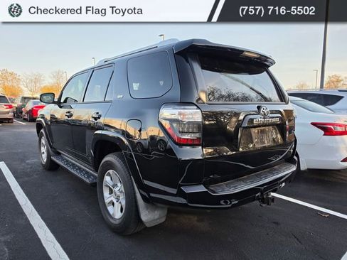Used 2018 Toyota 4Runner SR5 Premium image 4