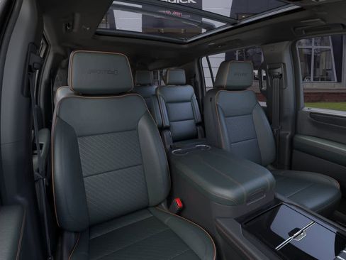 New 2026 GMC Yukon XL AT4 AWD/4WD image 16