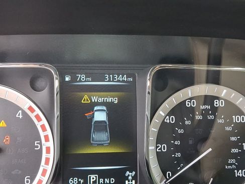 Used 2017 Nissan Titan SV AWD/4WD image 20