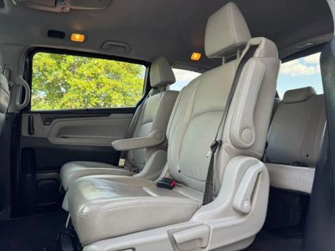 Used 2019 Honda Odyssey Touring image 19