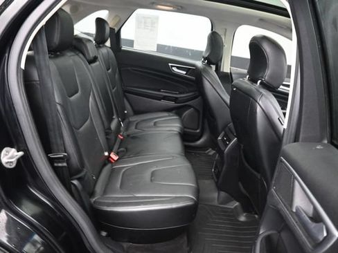Used 2016 Ford Edge Titanium AWD/4WD image 8