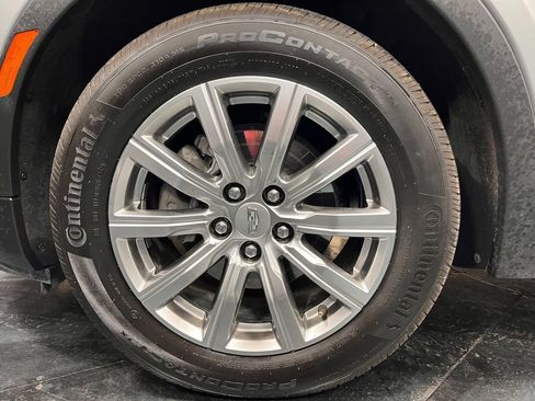 Used 2021 Cadillac XT4 Premium Luxury AWD/4WD image 33