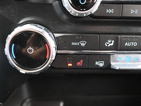 Used 2022 Ford F150 XLT w/ Equipment Group 302A High image 26