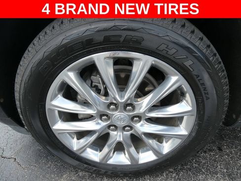 Used 2020 Buick Enclave Premium w/ Sun and Sites Package AWD/4WD image 4