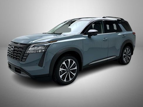 New 2026 Nissan Pathfinder Platinum AWD/4WD image 1