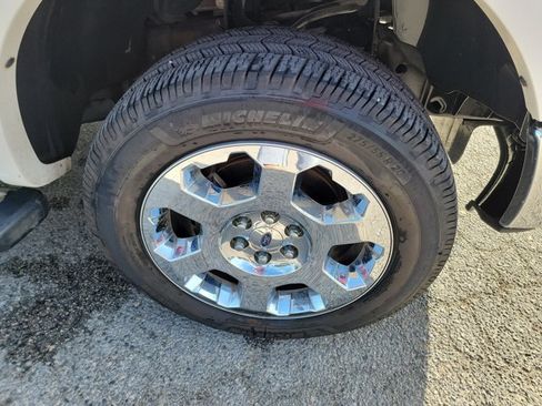 Used 2010 Ford F150 Lariat RWD image 10