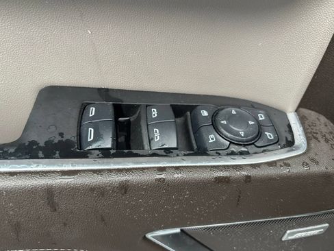 Used 2024 Chevrolet Silverado 1500 LTZ AWD/4WD image 9