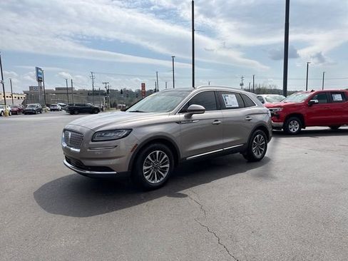 Used 2021 Lincoln Nautilus Reserve FWD image 7
