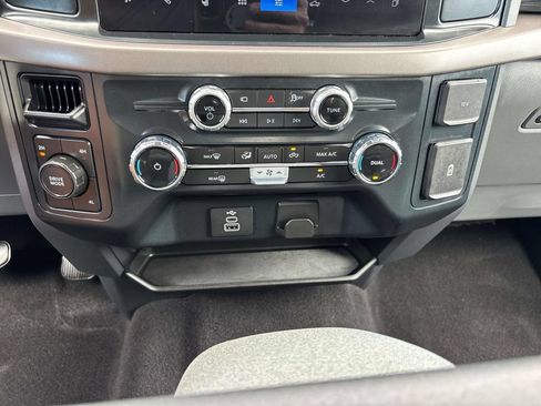 Used 2025 Ford F150 XLT w/ Equipment Group 301A Standard AWD/4WD image 24