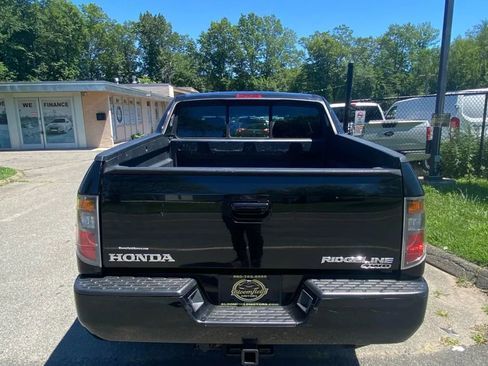 Used 2008 Honda Ridgeline RTX image 4