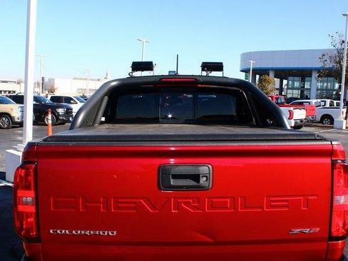 Used 2021 Chevrolet Colorado ZR2 w/ ZR2 Dusk Special Edition image 9