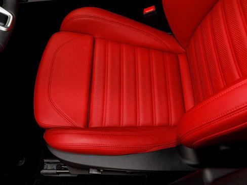 New 2025 Alfa Romeo Stelvio Sprint image 17