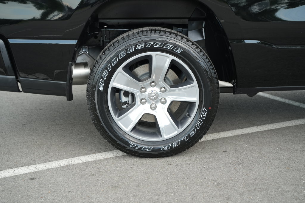 New 2026 RAM 1500 Express AWD/4WD image 46