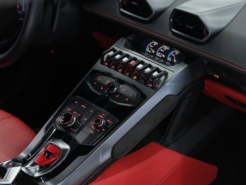 Used 2015 Lamborghini Huracan LP 610-4 AWD/4WD image 25